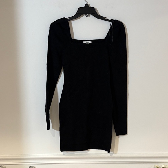 Bar III Elegant Black Long Sleeve Dress - Picture 1 of 5